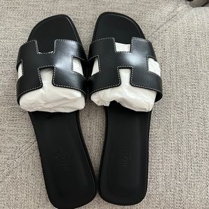 Hermes, Oran Sandals, Great condition, Size 8 (38), $480.